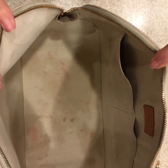 Authentic Louis Vuitton Vernis GM - Picture 3 of 5